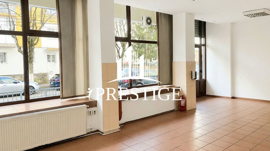SPAȚIU COMERCIAL 102 MP | VALEA AURIE | VITRINE 8 ML | TRAFIC PIETONAL - Poză 1