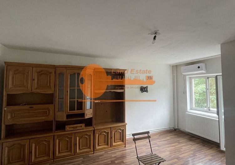 3 camere Lujerului - Orsova ( centrala termica ) - Poză 1