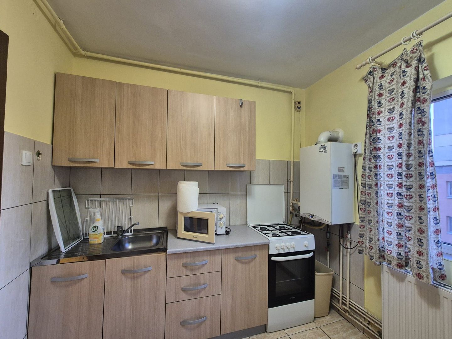 Vlahuta, garsoniera sectiune mare - Poză 5