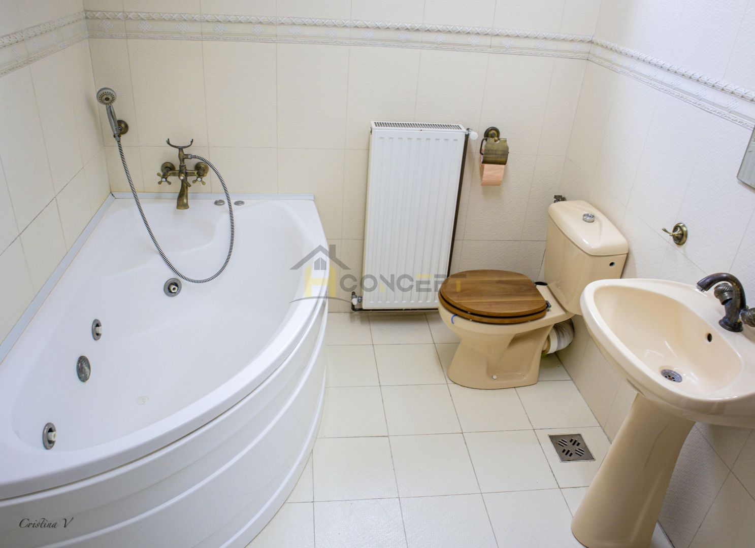 Vila spatioasa pt doua familii 10 camere Clinceni Monumentul Eroilor - Poză 24
