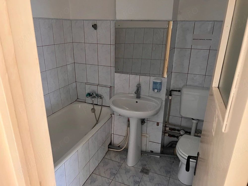 Vanzare Apartament decomandat 2 camere, bloc 1980, 1 min metrou Obor - Poză 1