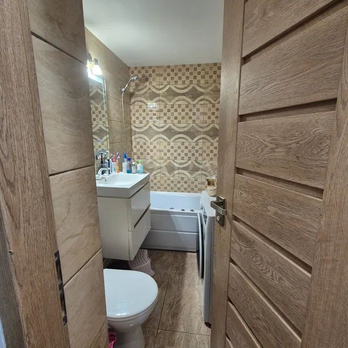 Apartament 2 camere decomandat, Între Lacuri, aproape de Iulius Mall. - Poză 6