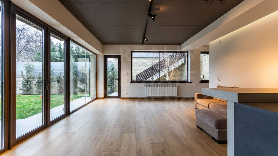 Chirie casa, 5 camere, strada Nicolae Testemiţeanu, Centru - Poză 26