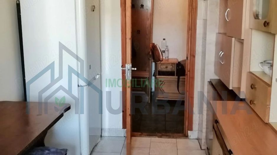 Camera living de inchiriat in apartament 4 camere - Zona Gara Billa, Iasi - Poză 4