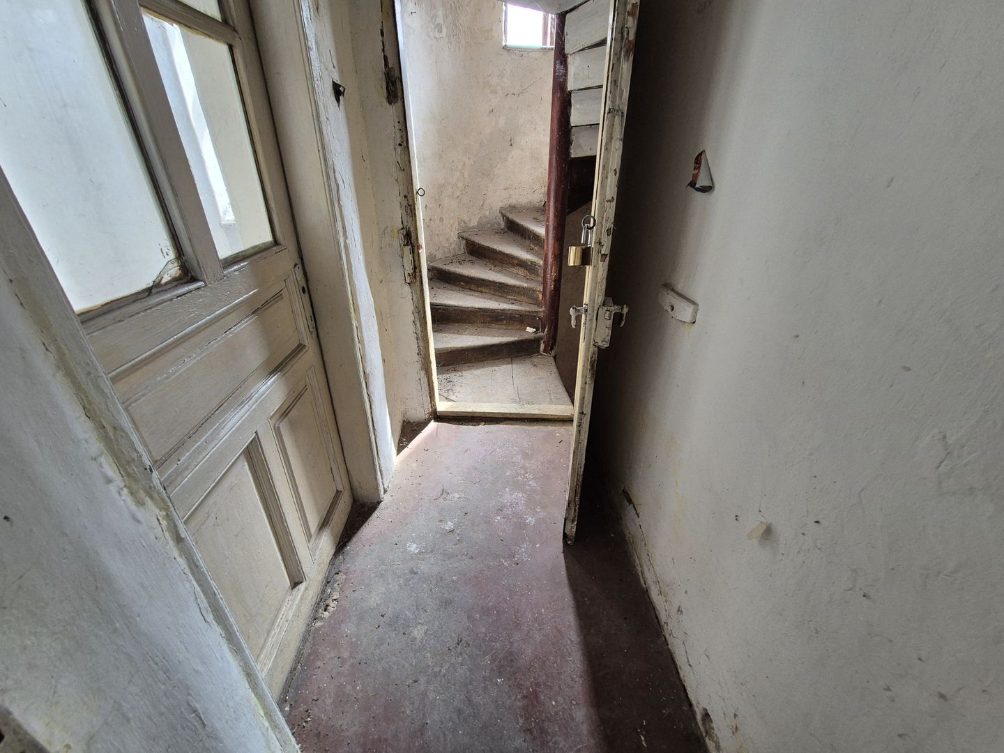 Apartament cu 4 camere 151,40 mp - Unirii - Poză 16