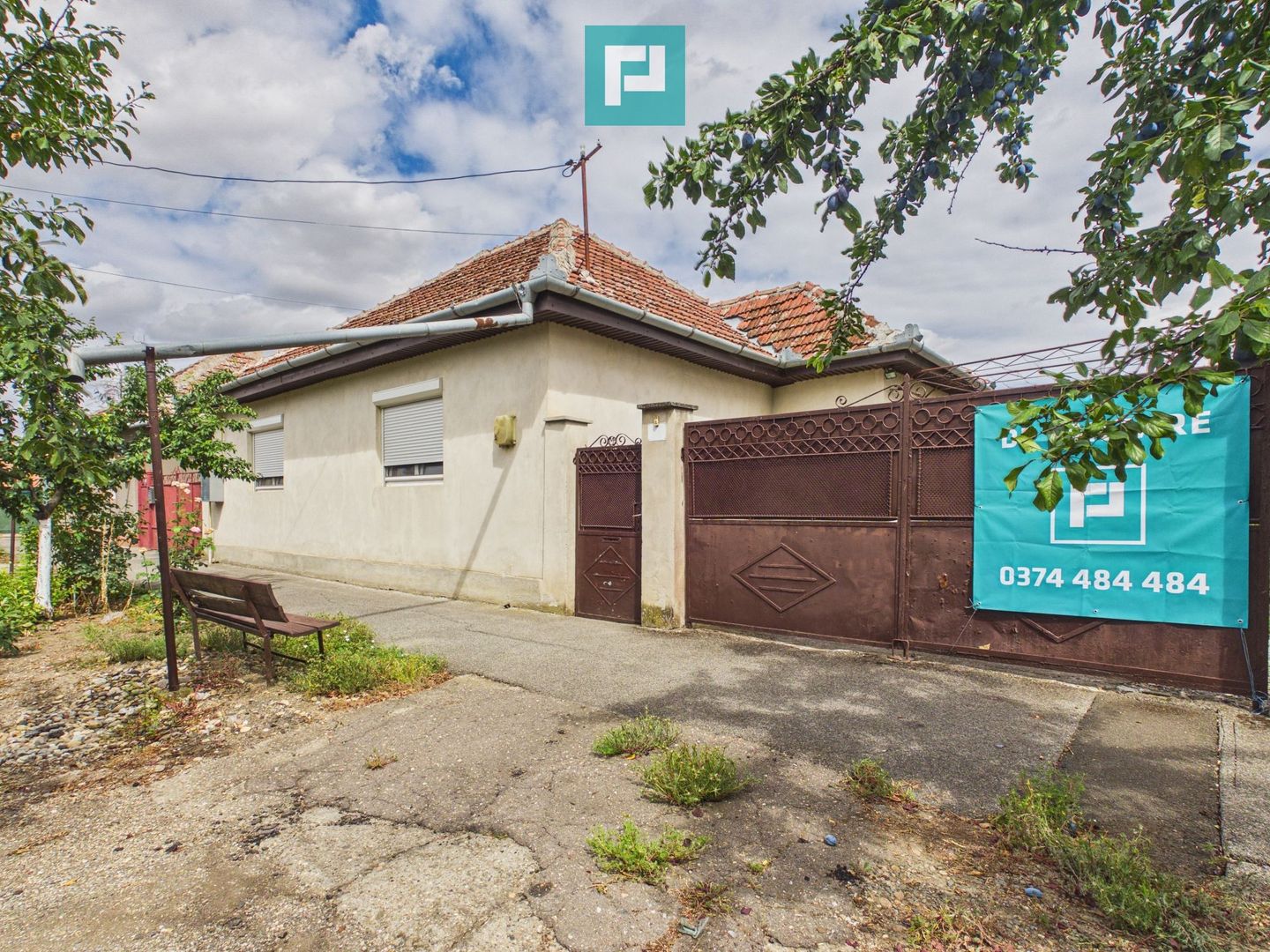 Casă solidă în Curtici cu teren de 1166 mp - Poză 32