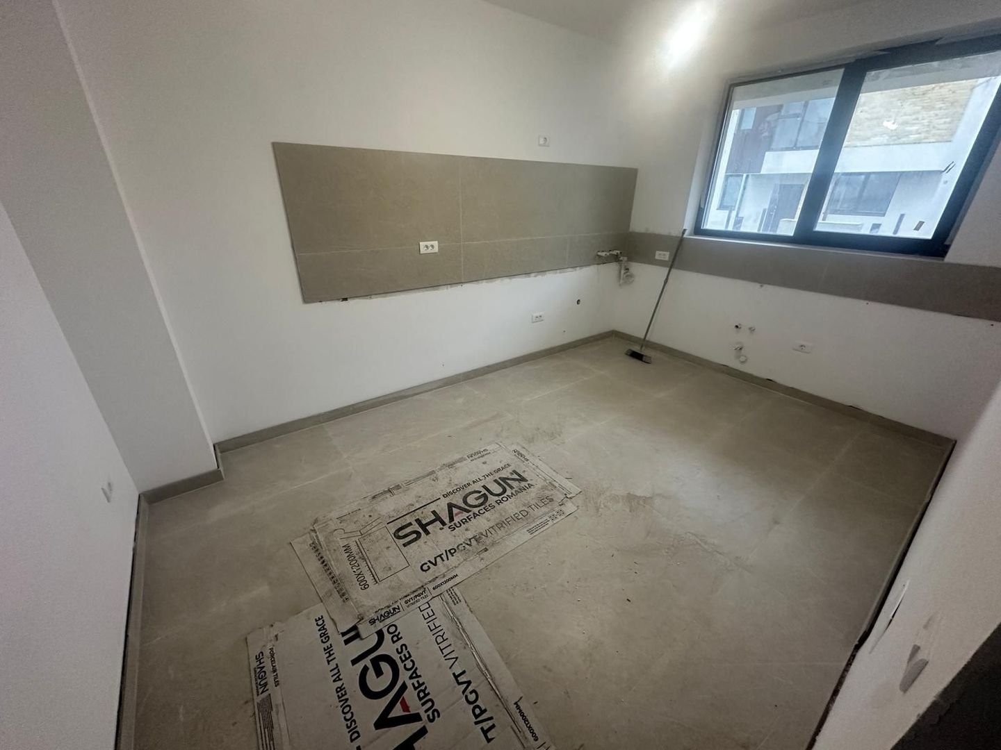 CASA TIP DUPLEX, 4 CAMERE, TOATE UTILITATILE, TEREN 245 MP, COMIS 0% - Poză 9