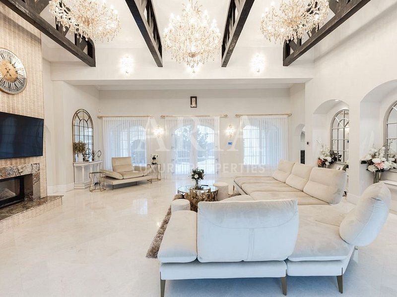 LUXURY MANSION NEAR THE FOREST - PIPERA TUNARI - Poză 5