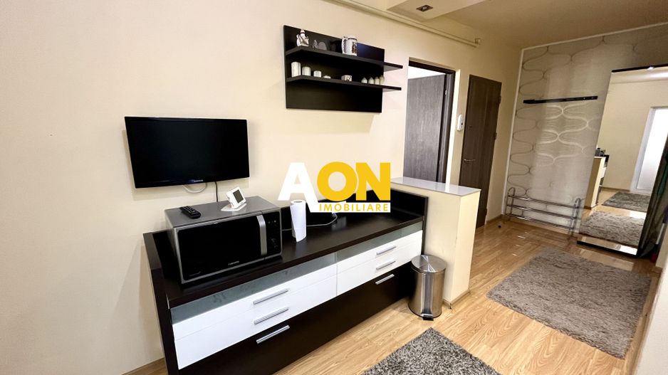 Apartament 3 Camere, Etaj 2, Zona Liceului sportiv - Poză 2