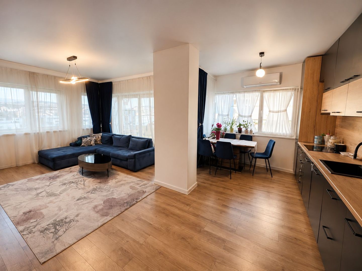 Apartament premium cu 3 camere | 75 mp + terasă | Complet mobilat și utilat - Poză 1