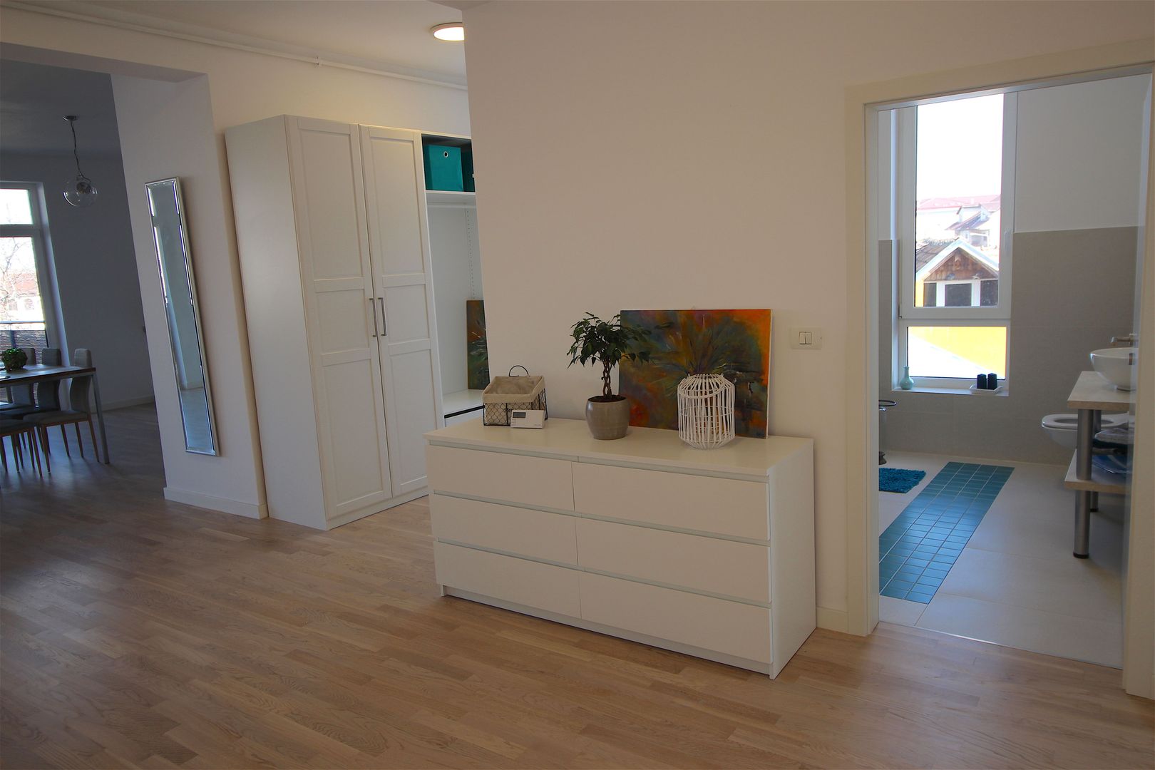 Apartament deosebit cu acces direct din lift - Poză 17