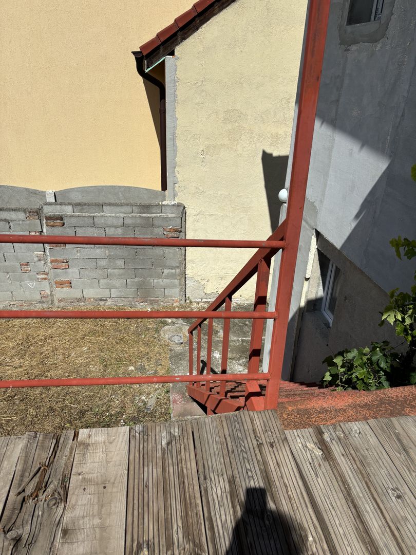 Casa cu 2 apartamente zona Mehala - Poză 15