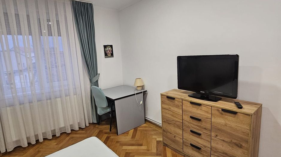 Apartament 2 dormitoare, Iuliu Maniu. 480 E/lună. Comision 0 - Poză 6
