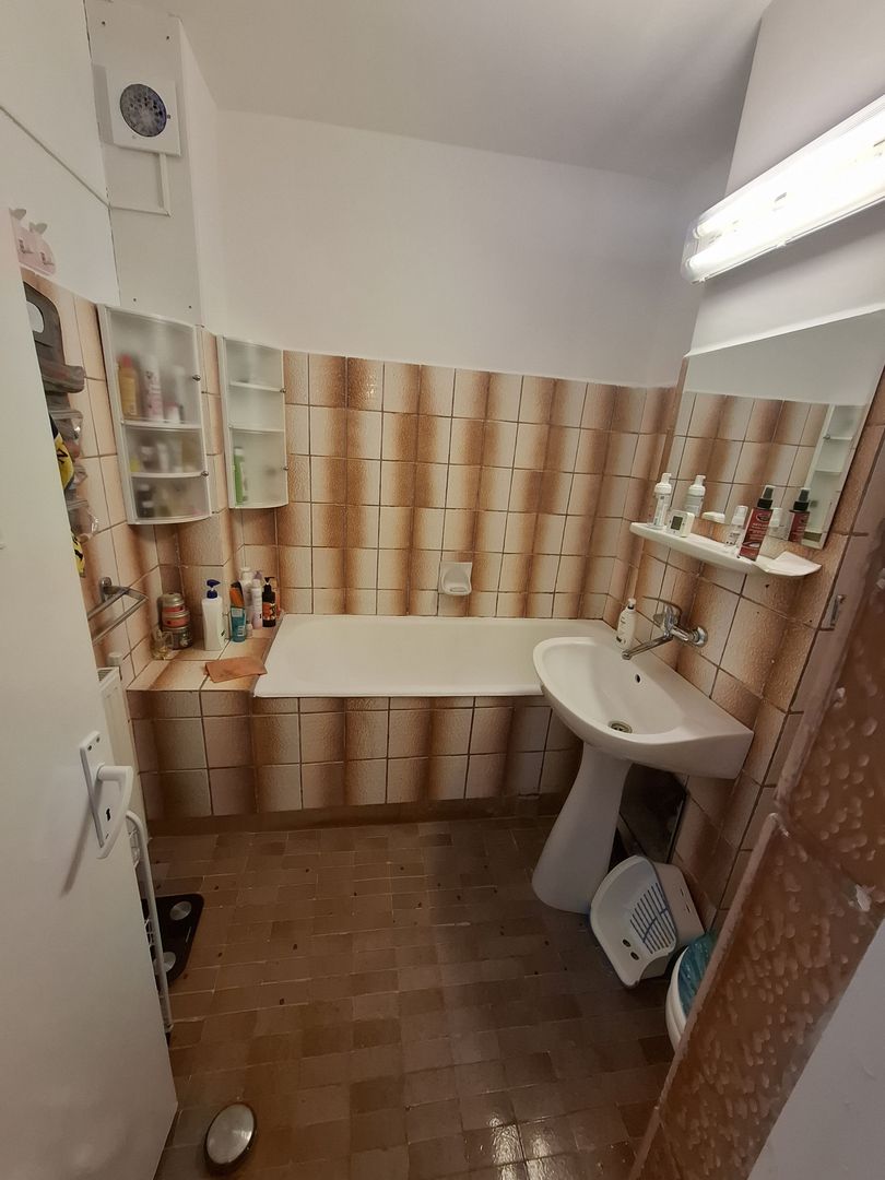 Apartament 2 Cam 9 mai zona Catedralei - Poză 13