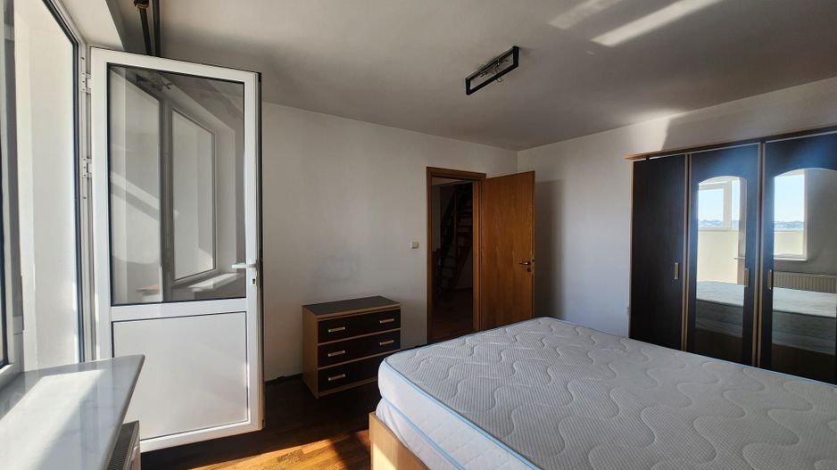 Apartament de vanzare Gh. Doja pe 3 nivele - Pitesti - Poză 12