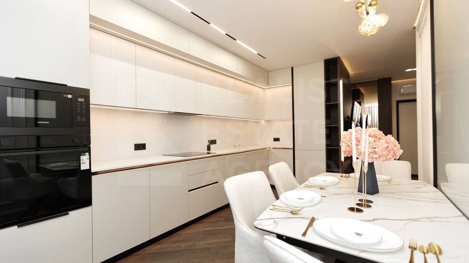 Vânzare, apartament, 2 camere, str. Onisifor Ghibu, Buiucani - Poză 1