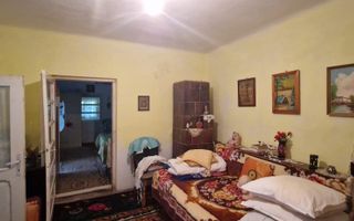Casă parter cu teren generos de 595 mp, în Șimnicul de Jos – Craiova - Poză 7