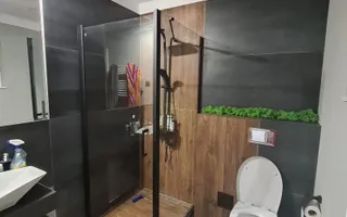 Apartament, parte dintr-un triplex, ultrafinisat, zonă liniștită și view superb! - Poză 17