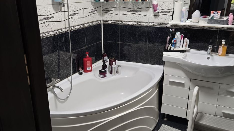3 camere renovat, centrală proprie, balcon mare, vedere liberă, Dristor - Poză 5