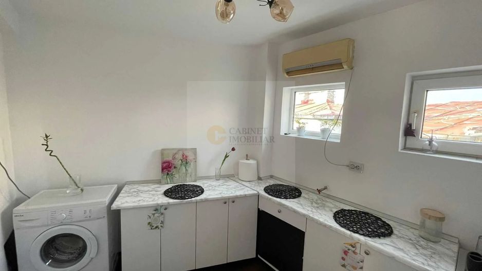 Garsoniera | Bulevard Nicolae Balcescu | Mansarda | Renovata - Poză 3