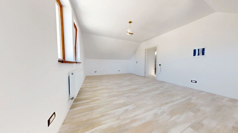 Vila cu stil in Izvor-Tarlungeni - Poză 15