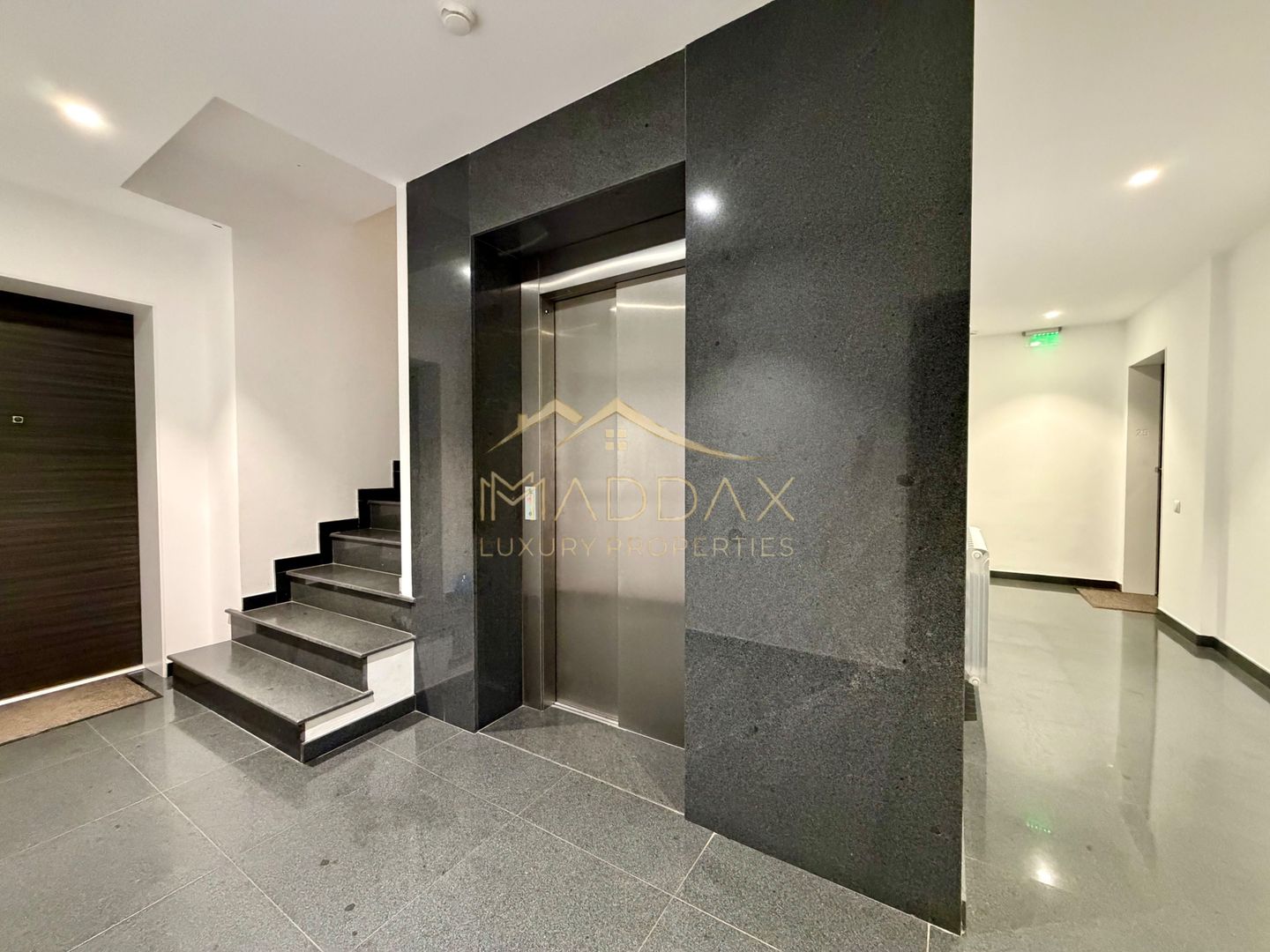 Apartament cu 3 camere *110mp* + 3 terase / Parking / Herastrau - Poză 35