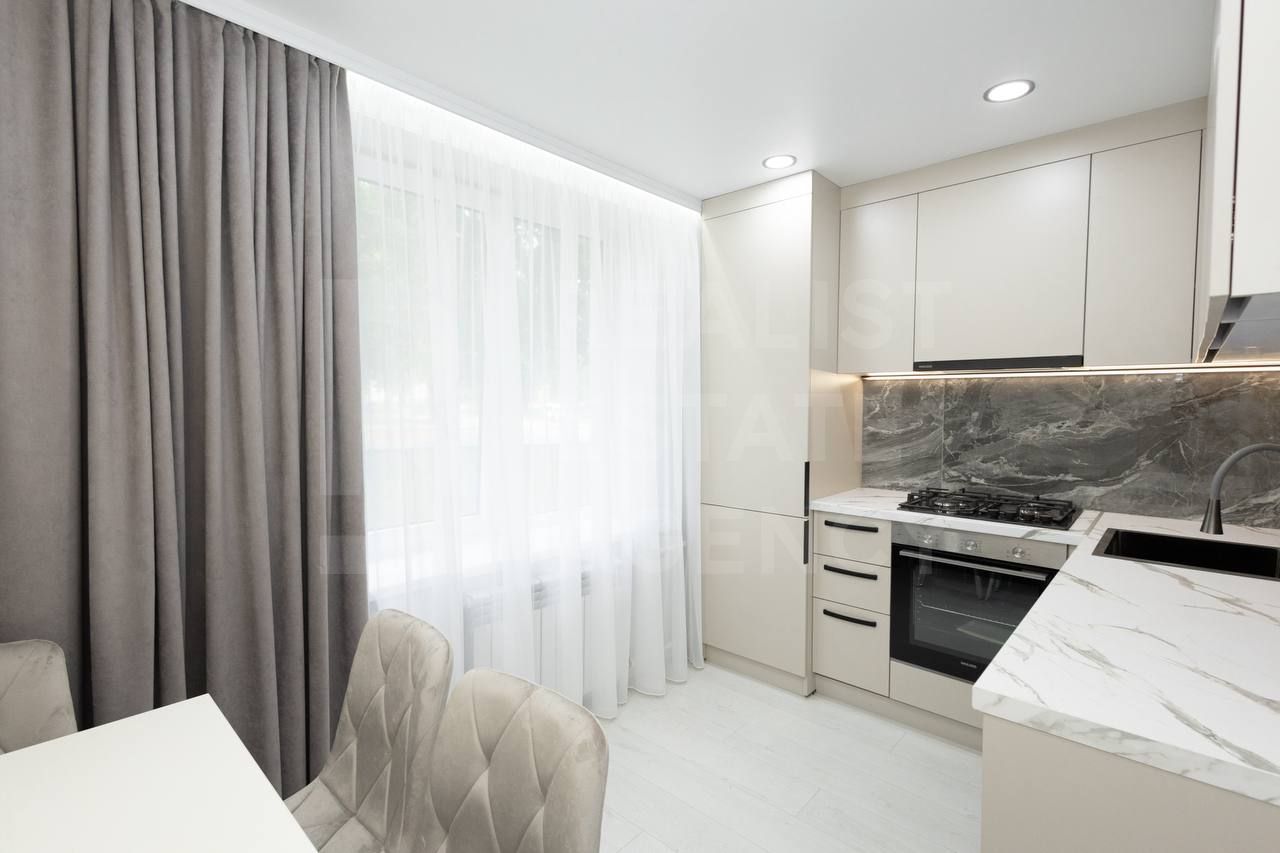 Vânzare, apartament, 2 dormitoare, str. Ion Pelivan, Buiucani - Poză 4