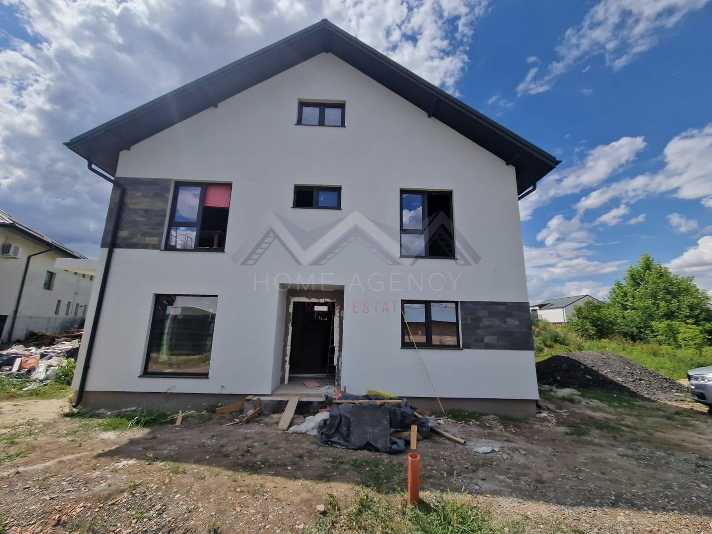 Casă individuală P+1+M în Otopeni – confort și compartimentare excelentă - Poză 11