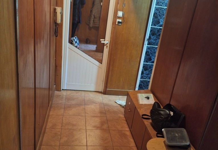 Apartament cu 3 camere - etaj 2 - Calea Sagului - Poză 2