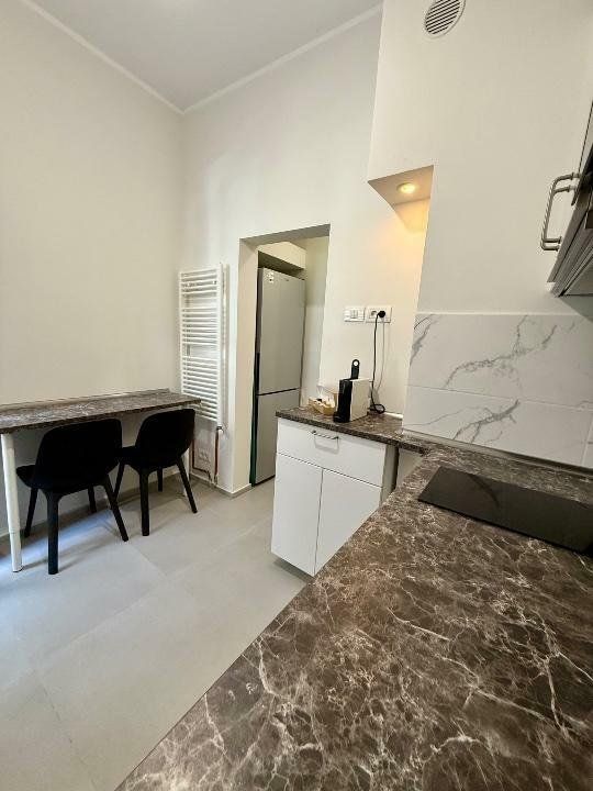 Ultracentral, 2 camere, prima închiriere după renovare | metrou Unirii - Poză 10