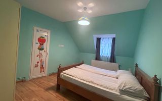 Casa de vanzare 200 mp cu spatiu comercial la parter, strada Lunga - Poză 10