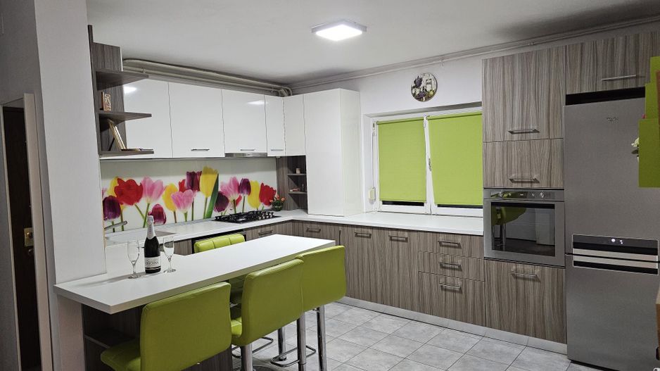 Apartament 4 camere  Parcul Sebastian cu Centrala si Parcare - Poză 15