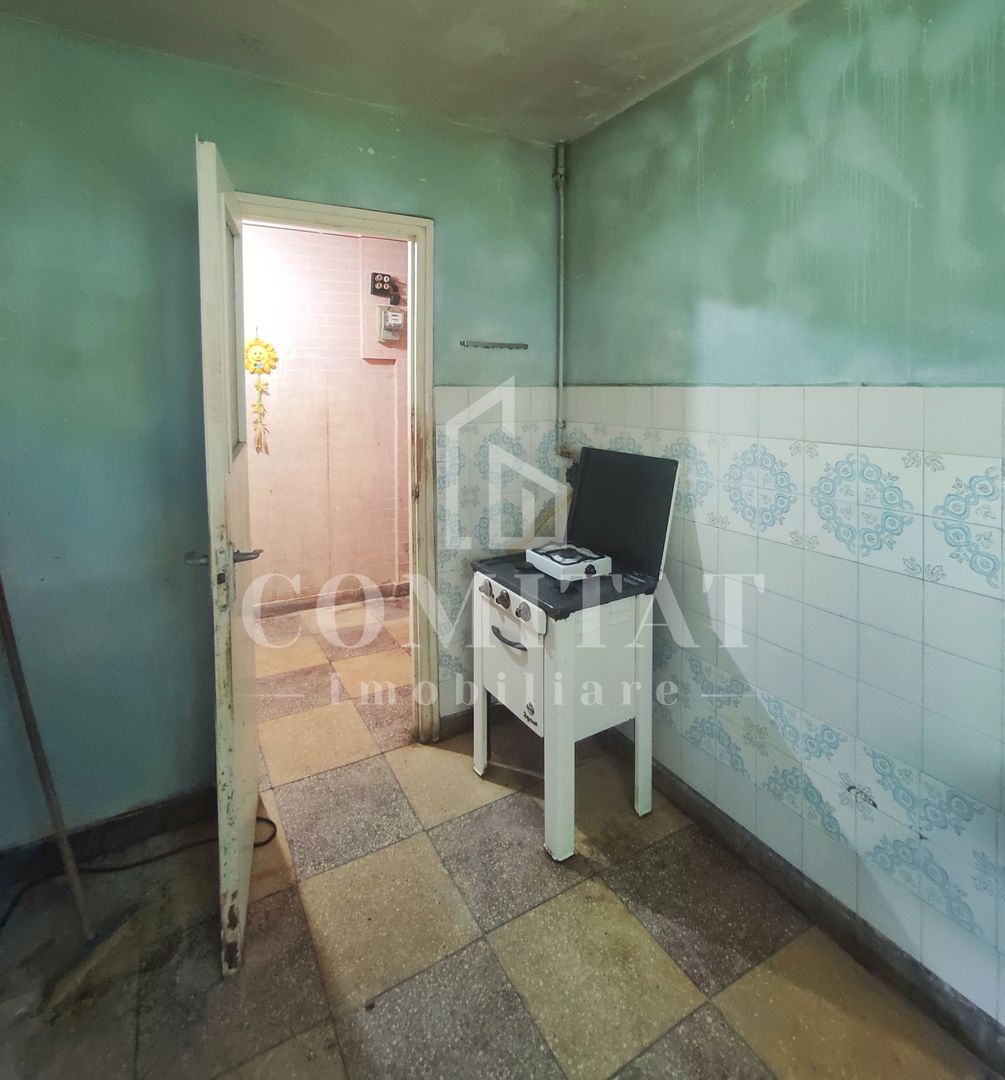 Preț forate bun Apartament cu 3 camere in cartierul Gheorgheni - Poză 10