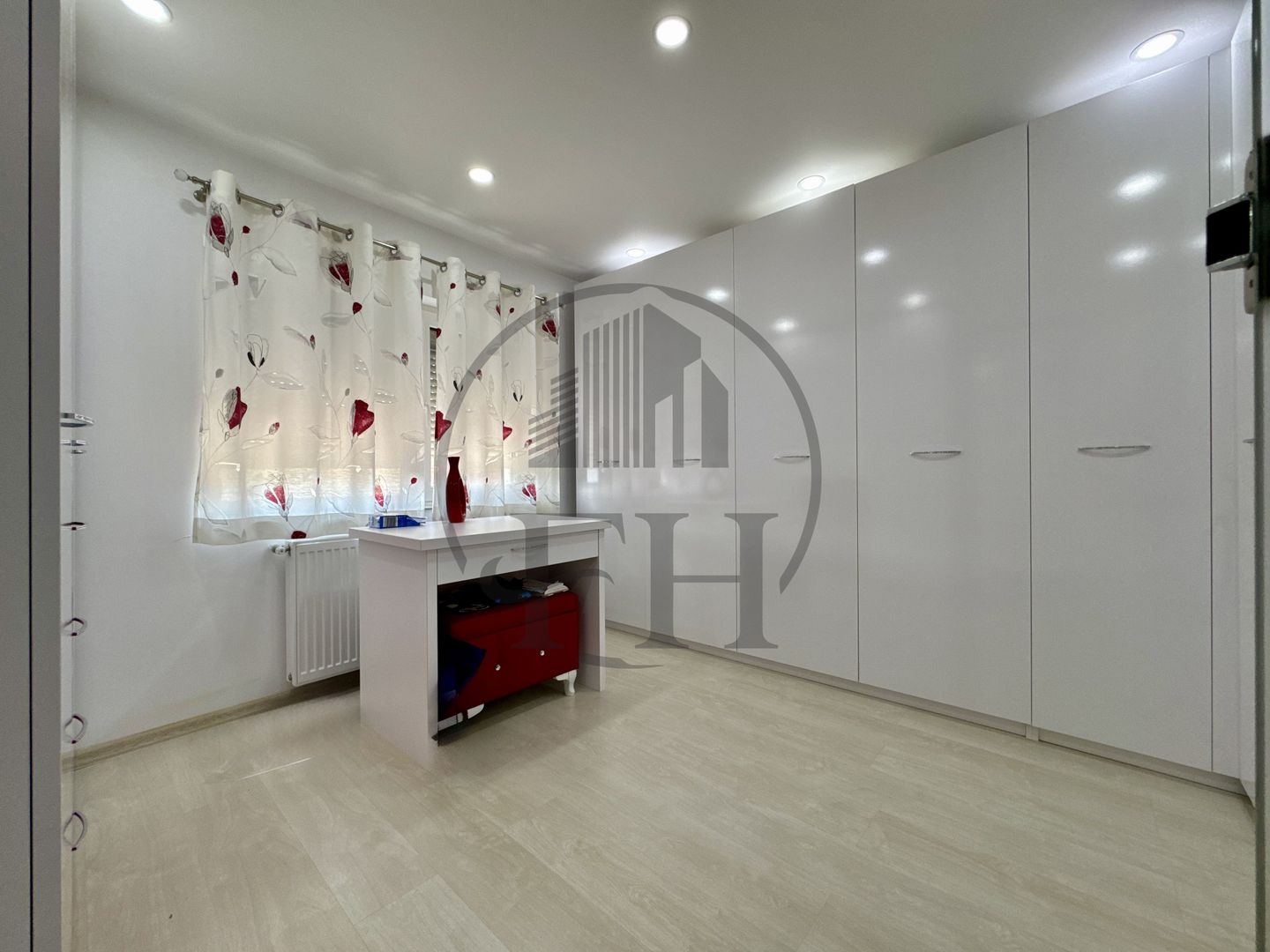 Apartament 4 camere de vanzare Agigea, Constanta - Poză 9