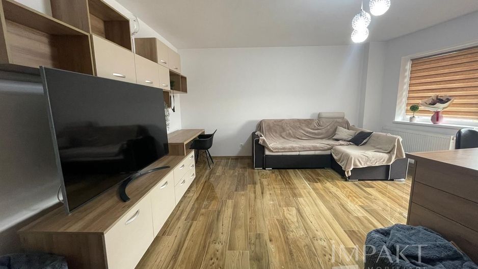 Apartament cu doua camere in zona Semicentrala - Poză 4