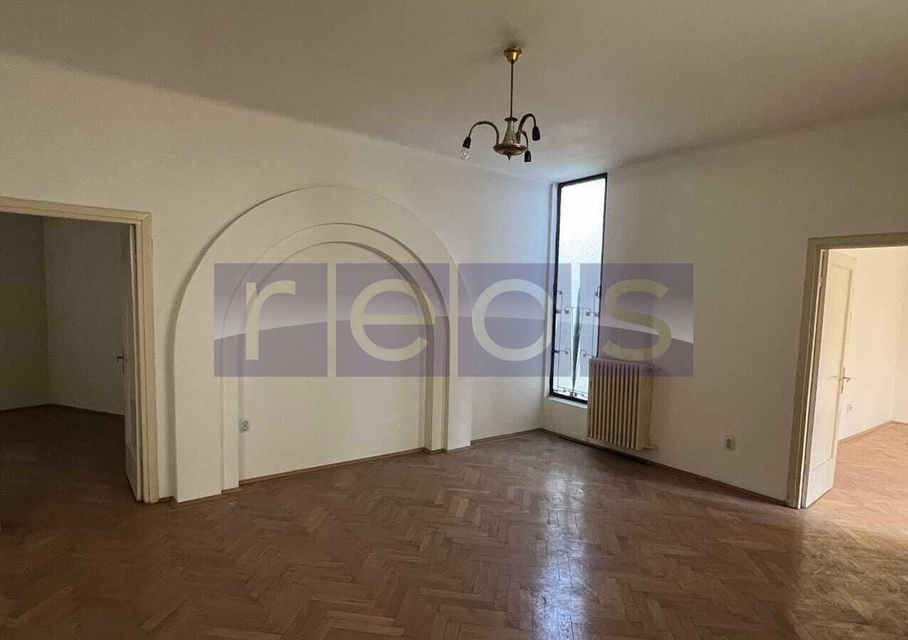 CLĂDIRE INTERBELICĂ ÎN CARTIERUL ICOANEI IDEAL INVESTIȚII - Poză 7