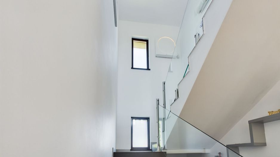 Vilă modernă cu 5 camere Curtici - Poză 22