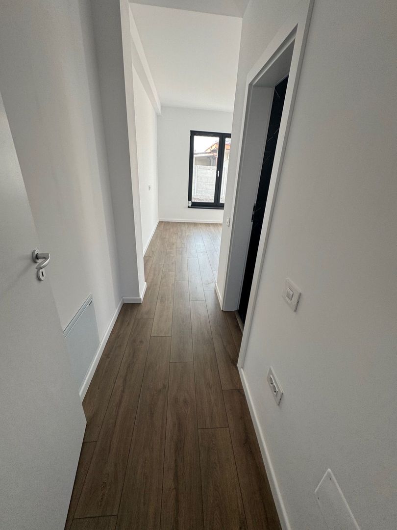 Case Mediteranene pe PARTER, 100m2 suprafata, curte 400m2, 0% comision - Poză 10