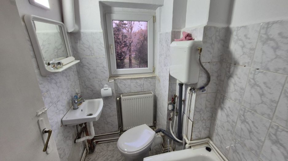 Apartament cu 2 camere - parc Cismigiu - Poză 6