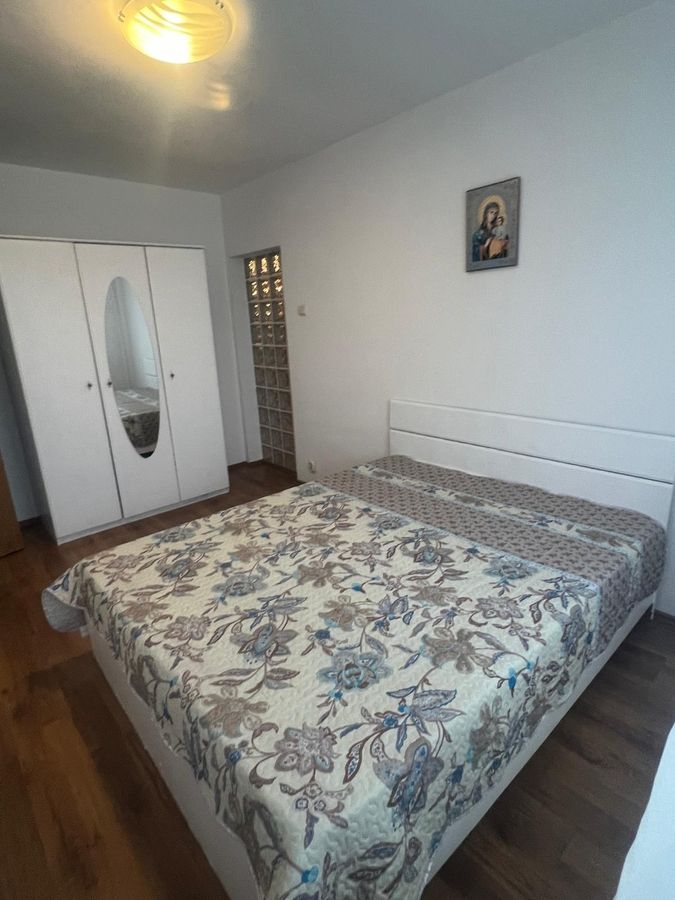 De vanzare apartament 3 camere Drumul Taberei - Poză 7