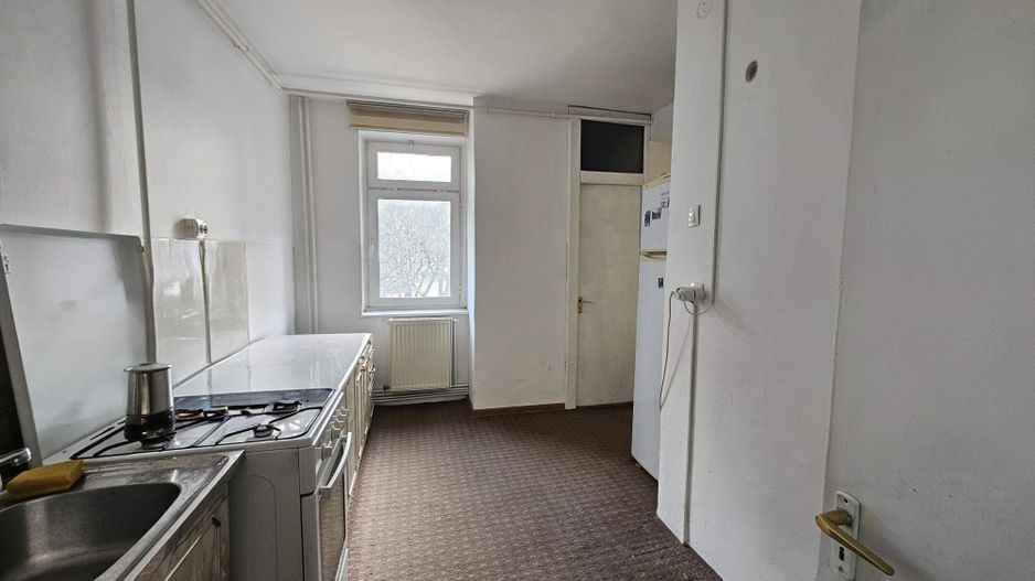 Zona Afi-Camera de comert apartament 3 camere etaj 1 - Poză 7