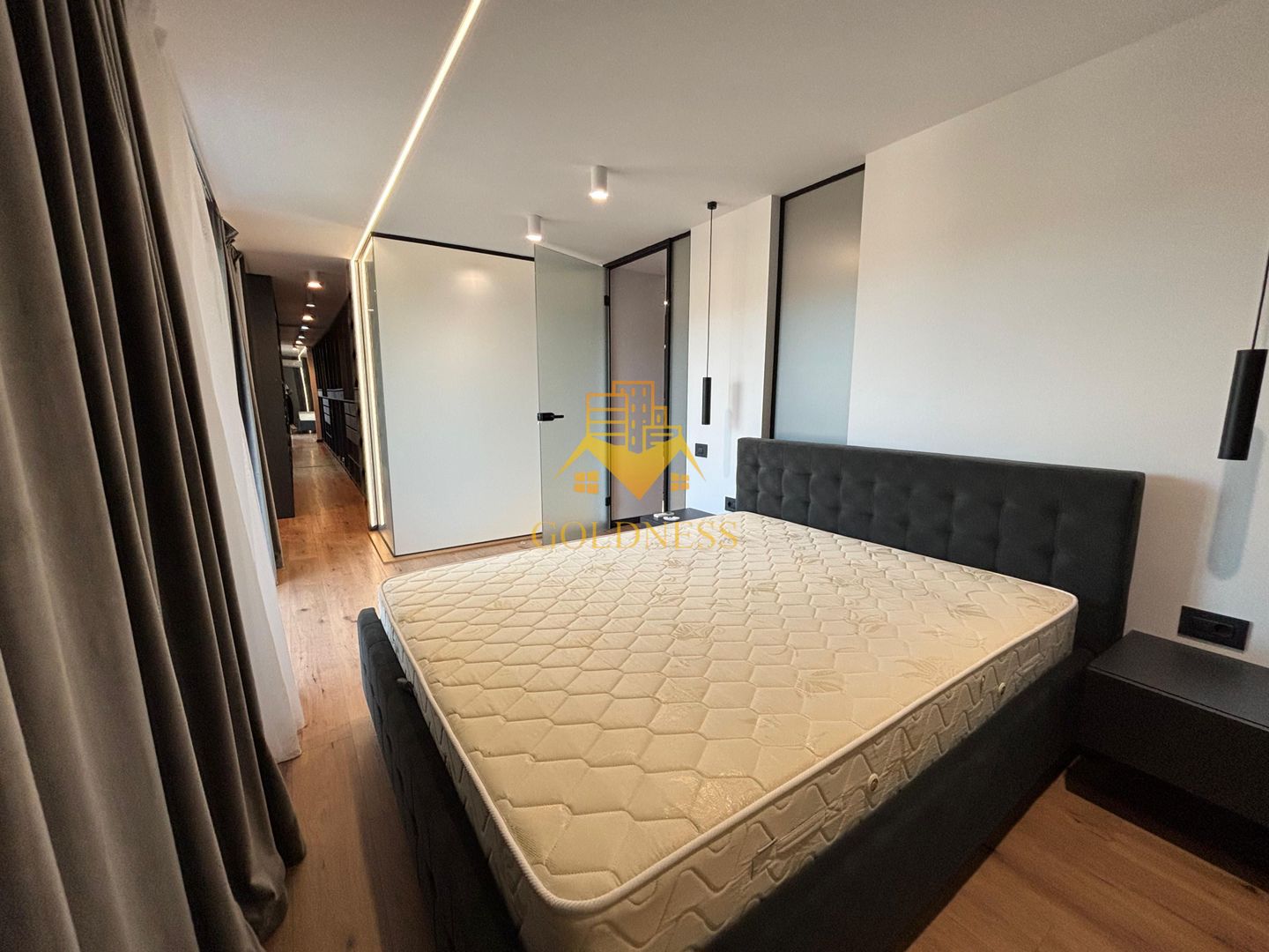 Penthouse mobilat lux, parcare, AC, bloc nou, Semicentral, zona Horea - Poză 3