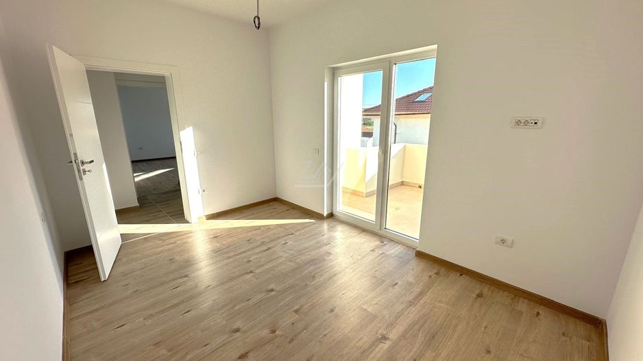 Bloc finalizat. 2 balcoane. Loc de parcare. - Poză 4