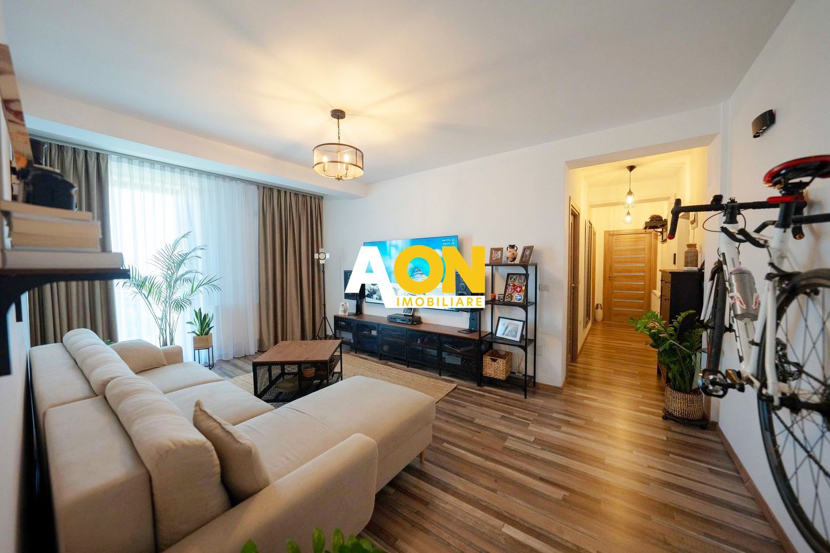 Apartament cu 3 camere, 2 balcoane si parcare, langa padure - Poză 4