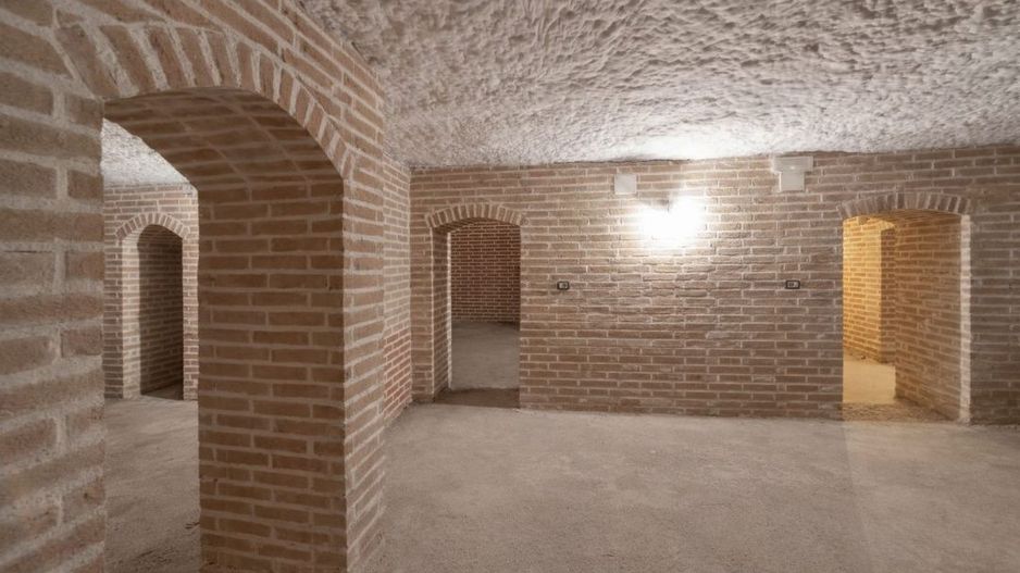 Vila impunătoare in stil italian - Ștefănești, Argeș - Poză 9