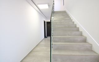 Apartament modern cu 2 camere, Semicentral. - Poză 18