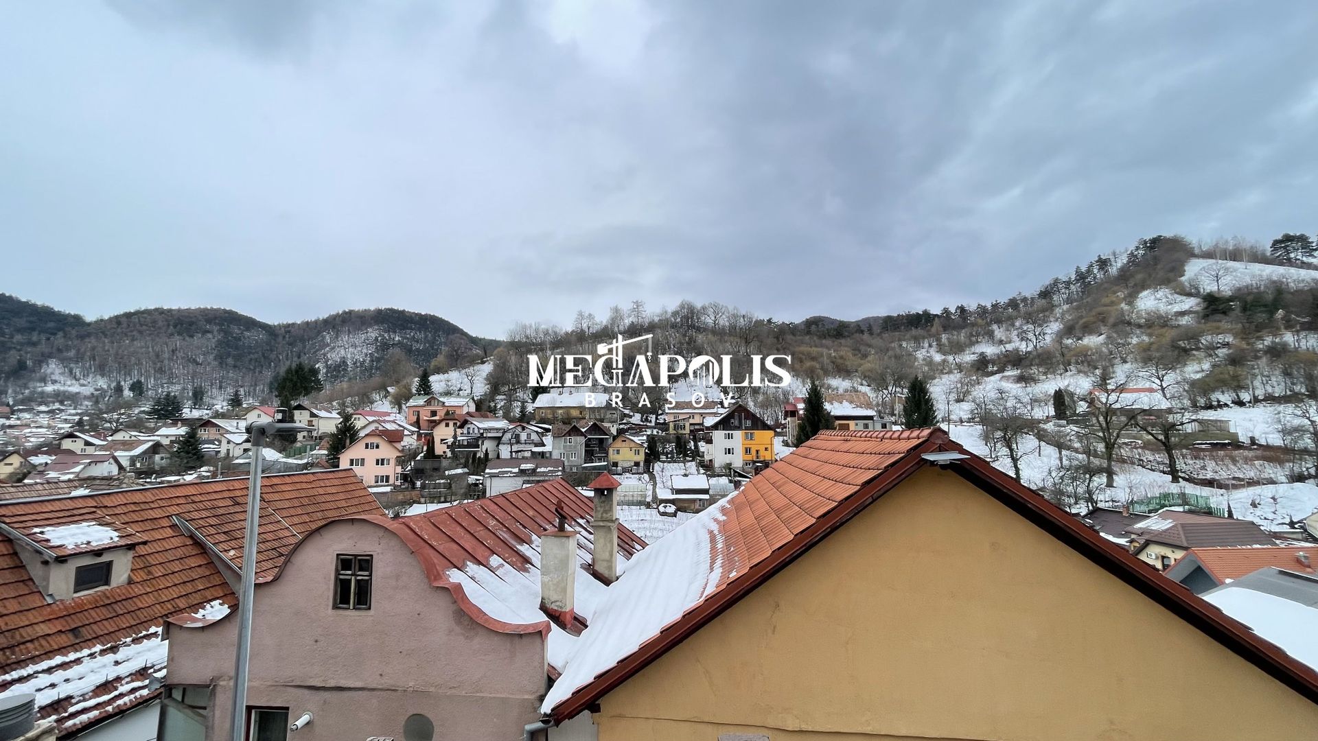 Casă 4 camere | Locație excepțională | Singur în curte | GARAJ - Poză 5