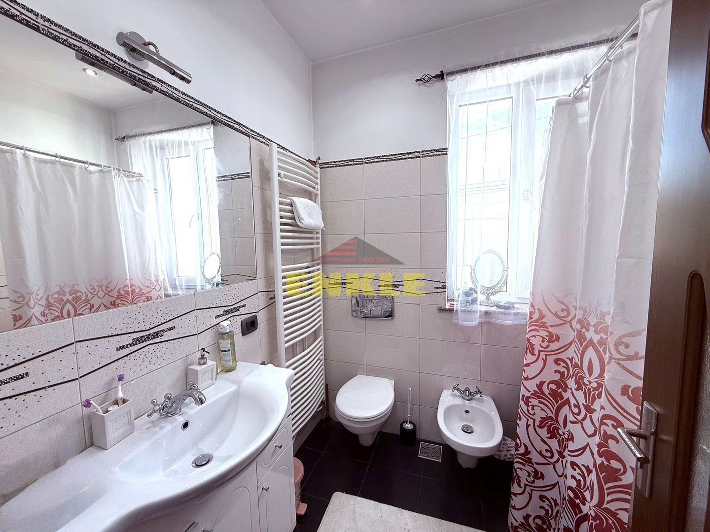 De vanzare casa tip duplex, Str. I.C. Bratianu - Poză 4