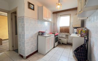 Apartament de vânzare pentru investitie - Poză 4