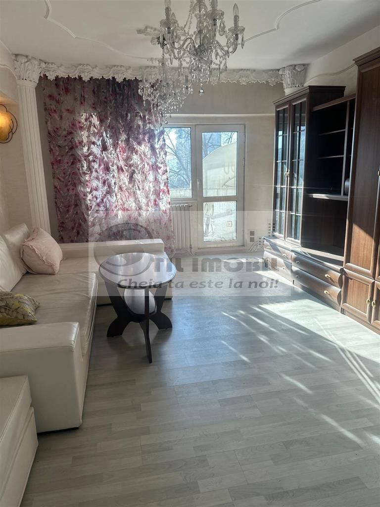 AP 4 CAM DEC.  BL.PE CADRE 1984 ZONA PACURARI  LA BULEVARD LIBER - Poză 1